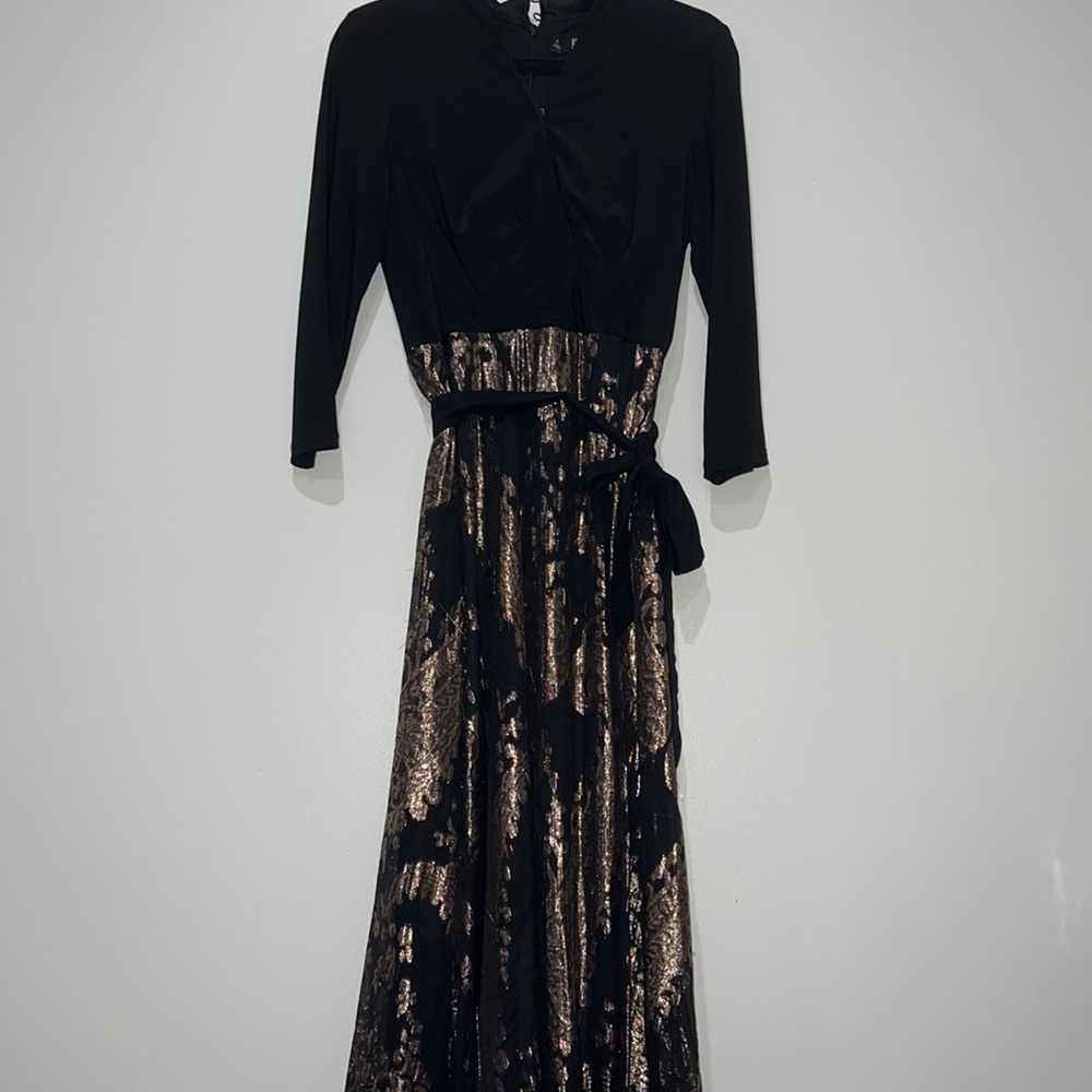 Be by Chetta B Black/Bronze Maxi Dress Size 4